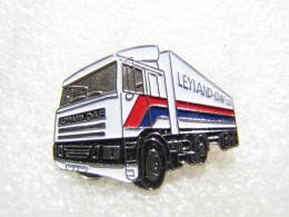 PIN'S   CAMION  TRUCK  LEYLAND DAF - Trasporti