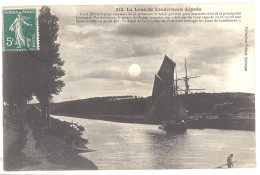 CPA 29 - LANDERNEAU (Finistère) - 972. La Lune De Landerneau (Légende) - Landerneau