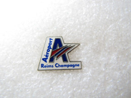PIN'S    AÉROPORT  REIMS  CHAMPAGNE  Email Grand Feu - Avions