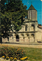 17 - Surgères - L'Eglise Notre-Dame - Façade Romane Du XIIe Siècle Composée De Deux étages D'arcades, Et Le Clocher Octo - Surgères