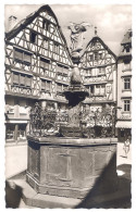 CPSM PF ALLEMAGNE - BERNKASTEL-KUES An Der Mosel - Mittelalterliche Fachwerkhäuser Mit St-Michael-Brunnen - Bernkastel-Kues