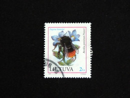 LITUANIE LIETUVA YT 616 OBLITERE - BOURDON FRUITIER INSECTE INSECT - Lituania