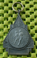 Medaille   :  Steeds Voorwaarts 1946 ( Lood - Lead - Plomb - Führen  )     -  Original Foto  !!  Medallion  Dutch - Sonstige & Ohne Zuordnung