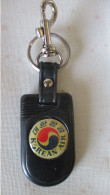 Porte Clé Vintage Aviation Korean ( La Mini Lampe Ne Fonctionne Plus ) - Porte-clefs