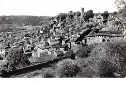 83 . N° 101675  . Cpsm .9x14 Cm  .cotignac .vue Generale . - Cotignac