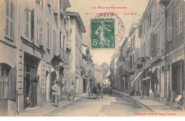 31 - N°69725 - MONTREJEAU - Une Rue - Montréjeau