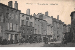87 - N°111635 - Bellac - Place Du Marché - Hôtel De Ville - Bellac