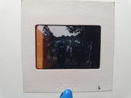 Photo Diapo Diapositive Slide à Situer Famille Avec Soeur En 1963 VOIR ZOOM - Dias