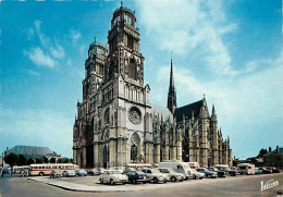 Automobiles - Orléans - La Cathédrale Sainte-Croix - CPM - Carte Neuve - Voir Scans Recto-Verso - PKW