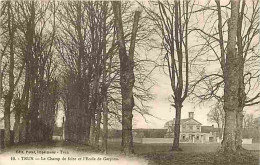 61 - Trun - Le Champ De Foire Et L'Ecole De Garçons - Carte Neuve - CPA - Voir Scans Recto-Verso - Trun