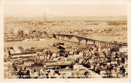 Etats-Unis - N°77301 - Oregon - Mt Hood From Portland - ... Ross Island Bridge - Carte Photo, Déchirée Vendue En L'état - Portland