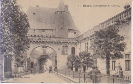 Jonzac Cour Interieure Du Chateau Carte Postale Animee 1909 - Jonzac