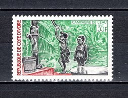 COTE D'IVOIRE N° 345  NEUF SANS CHARNIERE COTE 1.20€  CAMPAGNE DE L'EAU - Côte D'Ivoire (1960-...)
