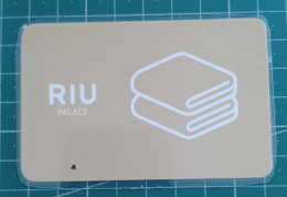 PORTUGAL  HOTEL KEY CARD RIU PALACE (TOAL CARD) - Cartas De Hotels