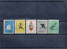 Nederland - 676/80  **  MNH                             - Unused Stamps