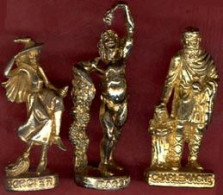 ** LOT  3  PERSONNAGES  -  Bacchus,  Charlemagne,  Sorciere ** - Characters