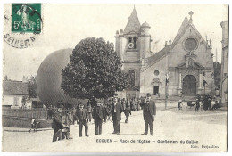 ECOUEN - Place De L'Eglise, Gonflement Du Ballon - Ecouen