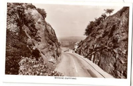E46. Vintage  Postcard. Wyche Cutting. Near Malvern. Worcestershire. - Andere & Zonder Classificatie