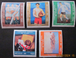 MEXICO 1986 ~ S.G. 1796 - 1800. ~ WORLD CUP FOOTBALL CHAMPIONSHIP. ~  MNH #03467 - Mexiko