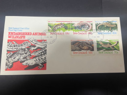 14-4-2024 (2 Z 4) FDC - New Zealand - 1984 - Endengered Wldlife (some Rust) - FDC