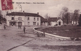 A9-87) NANTIAT - HAUTE VIENNE - PLACE JEAN JAURES - BOUCHERIE - CHARCUTERIE - RESTAURANT - HABITANTS - EN 1938 - Nantiat