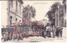 NICE RIQUIER. Entrée De La CASERNE. Infanterie Et Chasseurs Alpins - (Avenue Des Diables Bleus). - Monuments, édifices