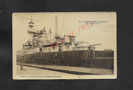 MARINE MILITARIA CARTE PHOTO MILITAIRE ECRITE EN 1916 DE CHERBOURG L ARSENAL BATEAU DE GUERRE LE HENRI VI RARE : - Guerra