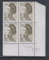 France Type Liberté N° 2185 XX : 1 F. Olive Foncé En Bloc De 4 Coin Daté Du 1 . 9+ . 88, 2 Traits ; Sans Charnière TB - 1980-1989