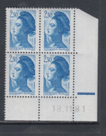 France Type Liberté N° 2189 XX : 2 F. 30 Bleu En Bloc De 4 Coin Daté Du  18 . 11 . 81, 1 Barre, Sans Charnière TB - 1980-1989