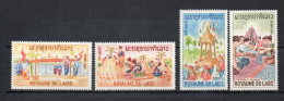 LAOS   N° 134 à 137    NEUFS SANS CHARNIERE    COTE 4.00€   FOLKLORE - Laos