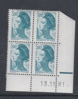 France Type Liberté N° 2190 XX : 5 F. Bleu-vert En Bloc De 4 Coin Daté Du 13 . 11 . 81, 1 Barre, Pli De Gomme Ss Cha. TB - 1980-1989