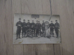 Carte Photo Militaires Avec Trous Punaises Au Dos Lt Génie Kuhnoltz Section De Projections De Campagne 1915 Cinéma - Personajes