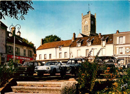 78* NEAUPHLE LE CHaTEAU Place Du Marche CPSM (10x15cm)         MA74-0982 - Neauphle Le Chateau