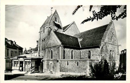 14* VILLERVILLE  Eglise  CPSM (petit Format)     MA76-1055 - Villerville