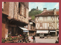 SAINT CERE - Place Du Mercadial - Saint-Céré