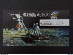 RAS AL KHAIMA 1971 THE SUCCESSFUL APOLLO XI SHEET EMIRATI ARABI - Ras Al-Khaima