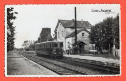 Givry-en-argonne :la Gare Avec Train Micheline - Givry En Argonne