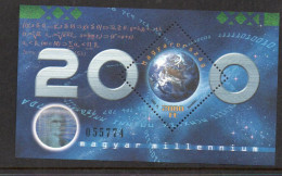 HOLOGRAMS - HUNGARY  -2000 - MILLENIUM / HOLOGRAM S/SHEET  MINT NEVER HINGED  SG CAT £50 - Holograms