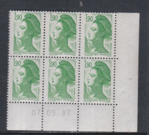 France Type Liberté N° 2424 XX : 1 F. 90  Vert  En Bloc De 6 Coin Daté Du 07 . 05 . 87 ;   Sans Charnière TB - 1980-1989