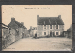 22 - PLOUBAZLANEC - La Grande Place - Ploubazlanec