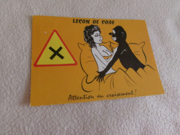 BELLE ILLUSTRATION HUMORISTIQUE Et COQUINE"LECON DE CODE."FLAMME PARIS 1967 (mise En Vente 1.70 Euros) - Humor