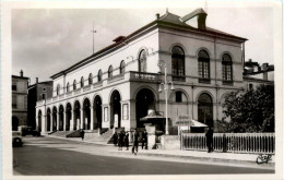 Mont De Marsan - Le Theatre - Mont De Marsan