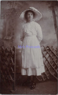 Social History Postcard - 14 Year Old Girl Called Queenie   DZ64 - Photographie