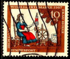RFA Poste Obl Yv: 403 Mi:538 Wohlfahrtsmarke Frau Holle (Lign.Ondulées) - Used Stamps