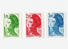 France 1984 - Lot 3 Timbres Marianne La Liberté De Delacroix Yvert Tellier N° 2318 à 2320 - 1982-1990 Vrijheid Van Gandon