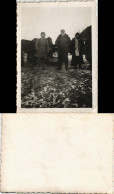 Menschen Soziales Leben Gruppenfoto Mit Pferden   Land 1940 Privatfoto Foto - Non Classificati