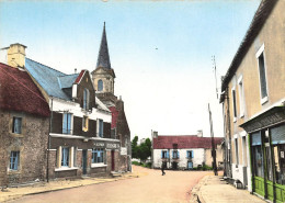 Landévant * La Place De L'église Du Village * Boucherie ALLEHAUX * Alimentation Générale * Villageois - Autres & Non Classés