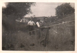 Thème PÊCHE - Photo Ancienne Originale - Pêcheurs à La Ligne - 6x8.5 Cm - Pesca