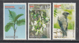 2013 Mauritius Birds Flora Fauna Complete Set Of 3 MNH - Mauritius (1968-...)