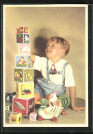 AK Spielzeug, Junge Baut Einen Turm Aus Bunten Würfeln  - Used Stamps